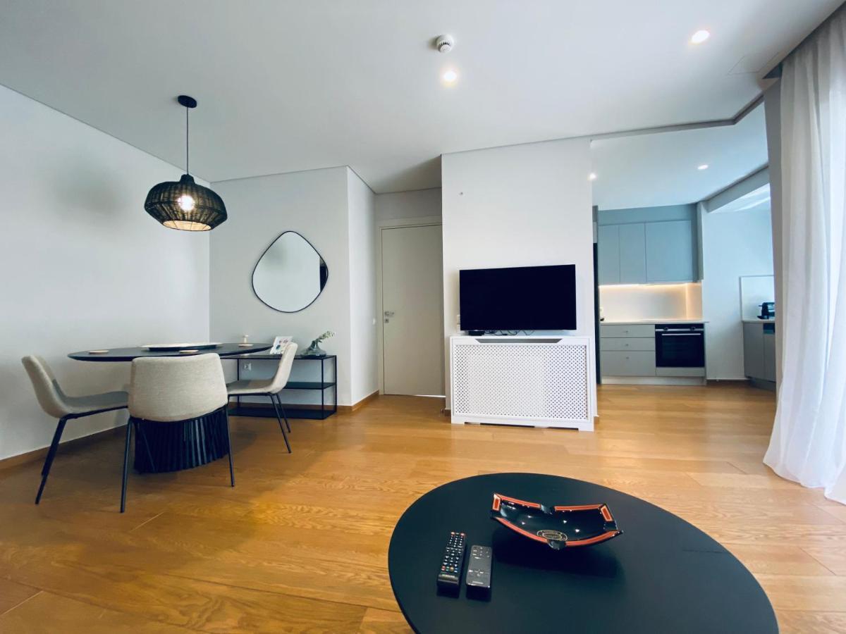 Athens Riviera 2-Bed Apt & Pool Access #Unoblu Exterior photo
