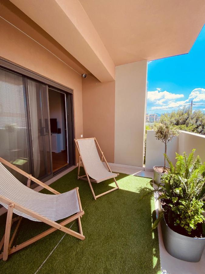 Athens Riviera 2-Bed Apt & Pool Access #Unoblu Exterior photo